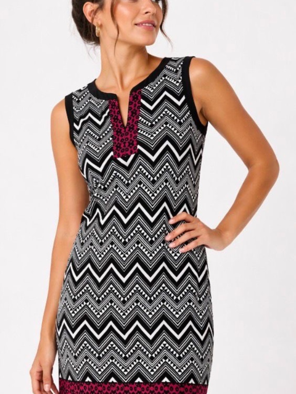 London Times Black, White & Berry Chevron Shift Dress